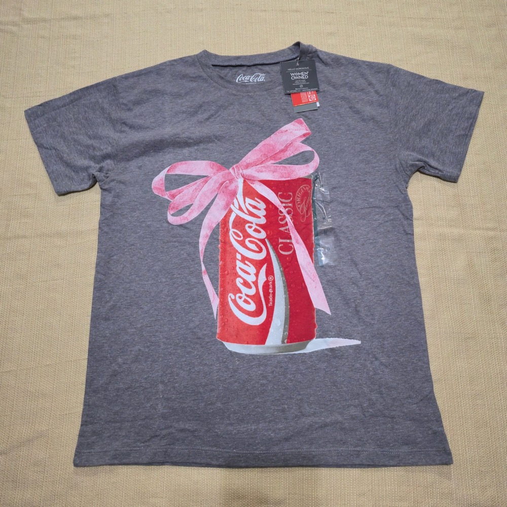Coca-Cola Womens Gray Graphic T-Shirt Pink Ribbon Coke Can T004528005 Medium